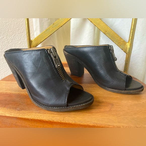 Frye Leather Izzy Open Toe Zipper Mules - Picture 1 of 8
